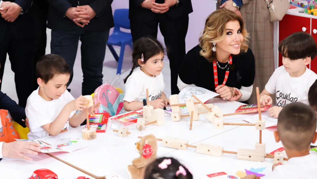 Gülben Ergen, 58. anaokulunu Ahmet Minguzzi adına Bayburt’ta açtı