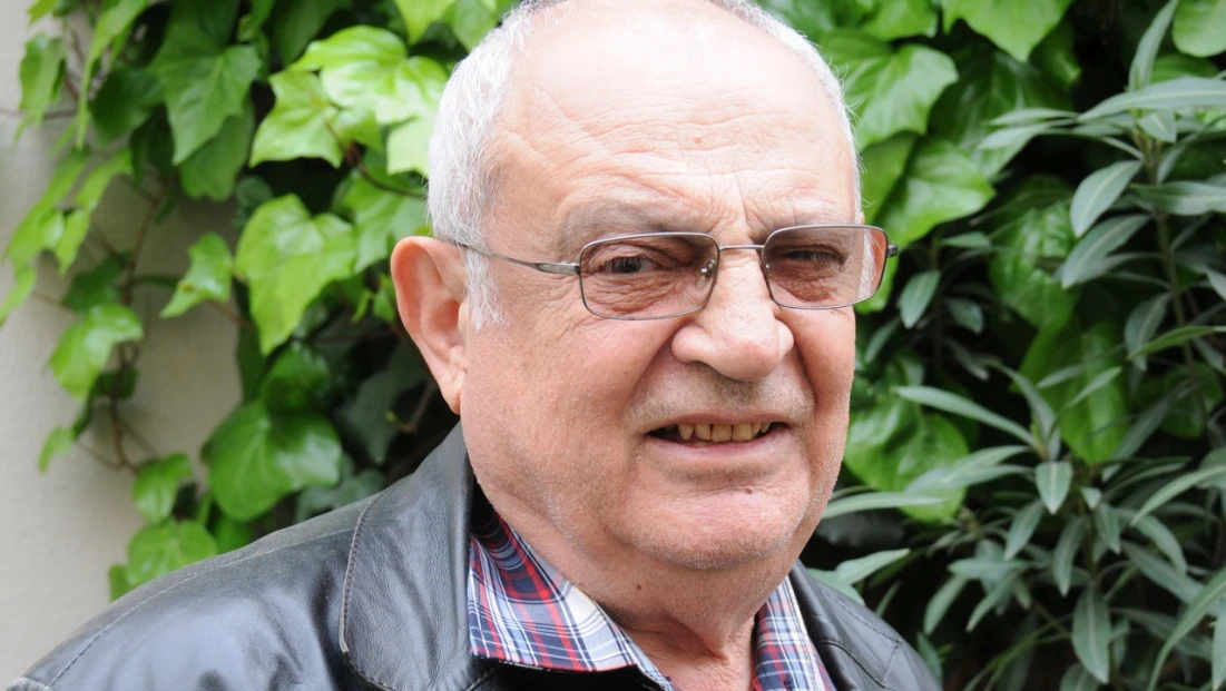 Yazar ve şair Afşar Timuçin, yaşamını yitirdi