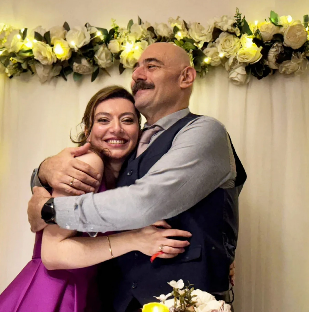 Cem Cücenoğlu, Asude Karayavuz ile nişanlandı