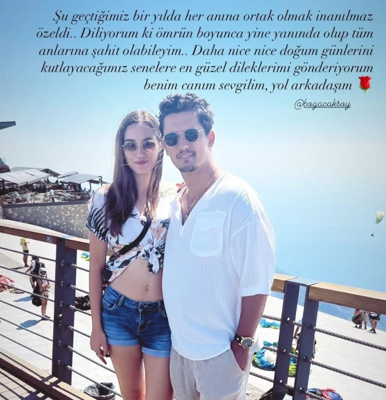 Boğaç Aksoy, Ezgi Yaşam ile aşkını sosyal medyadan ilan etti