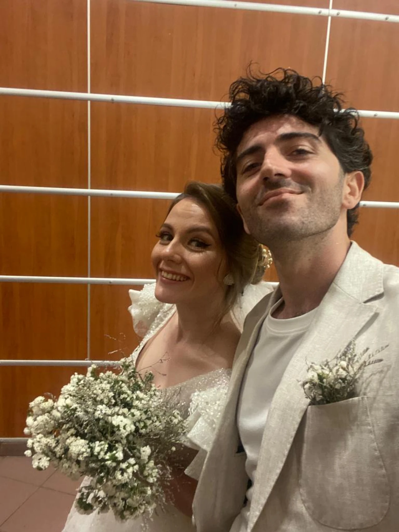 Oyuncu Hatice İrkin ve yönetmen Fırat Sevin evlendi