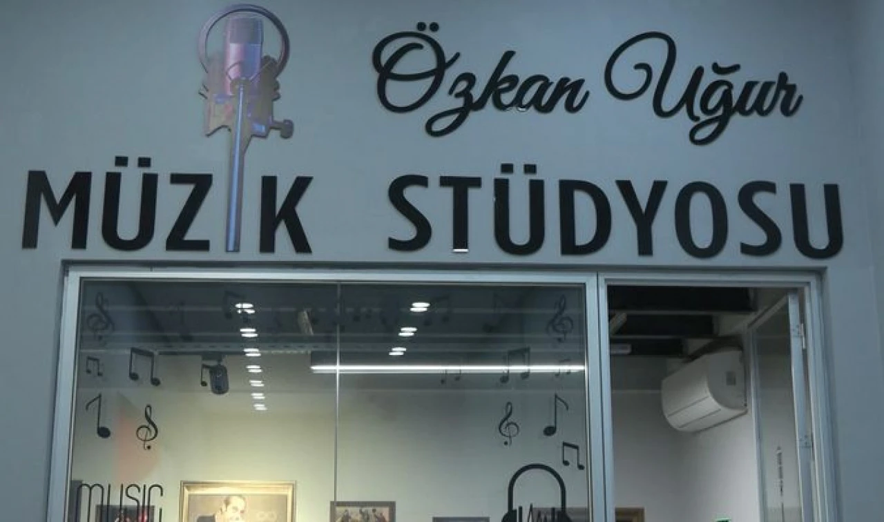 Özkan Uğur'un adı, müzik stüdyosunda yaşatılacak