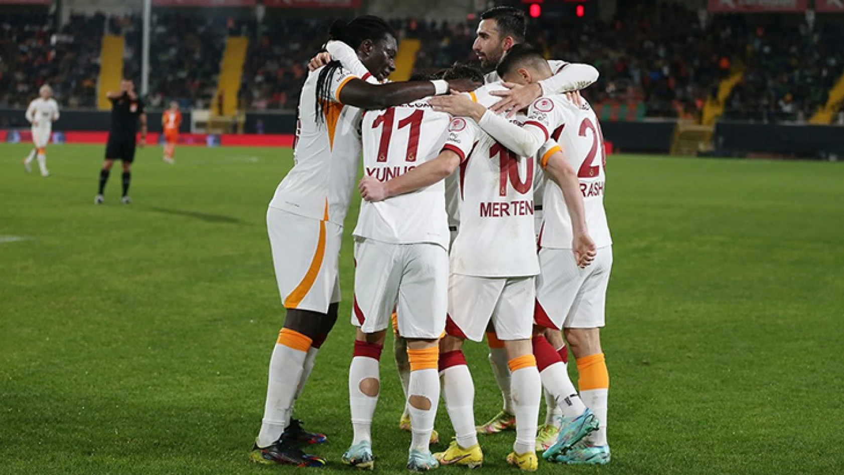 Alanyaspor'u deviren Galatasaray, Türkiye Kupası'nda çeyrek finale yükseldi