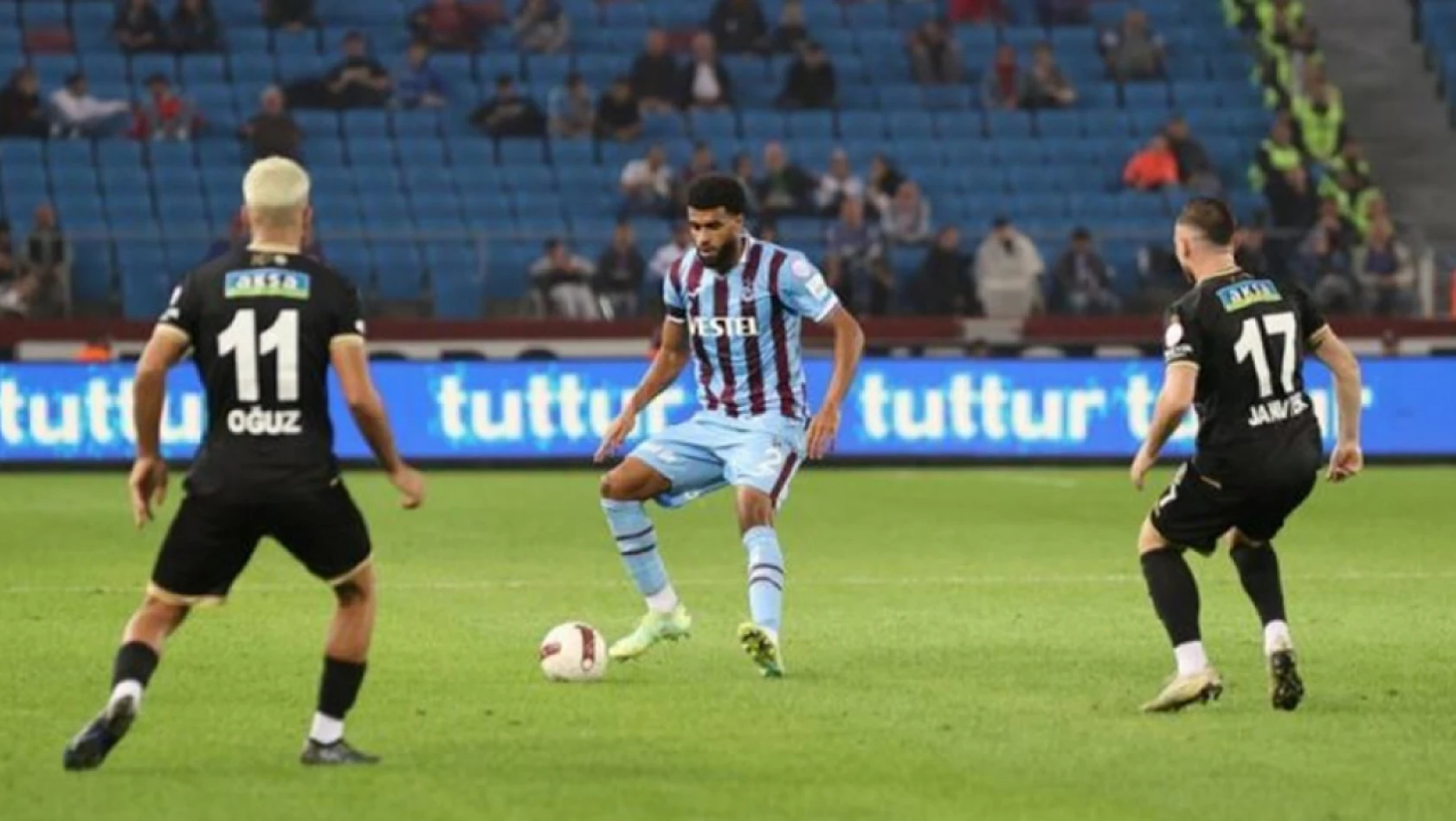 Alanyaspor'u tek golle deviren Trabzonspor'dan Abdullah Avcı'ya 'Merhaba'…