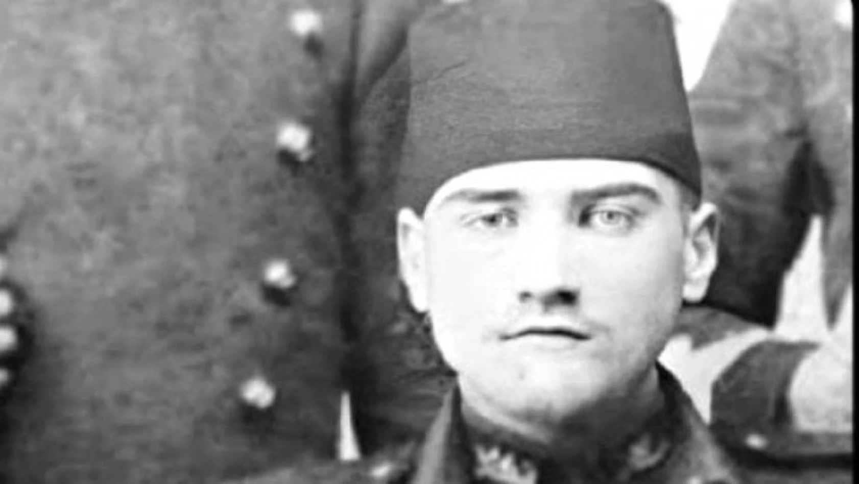 Atatürk'ün bilinen en eski fotoğrafı 121 yıl sonra ortaya çıktı