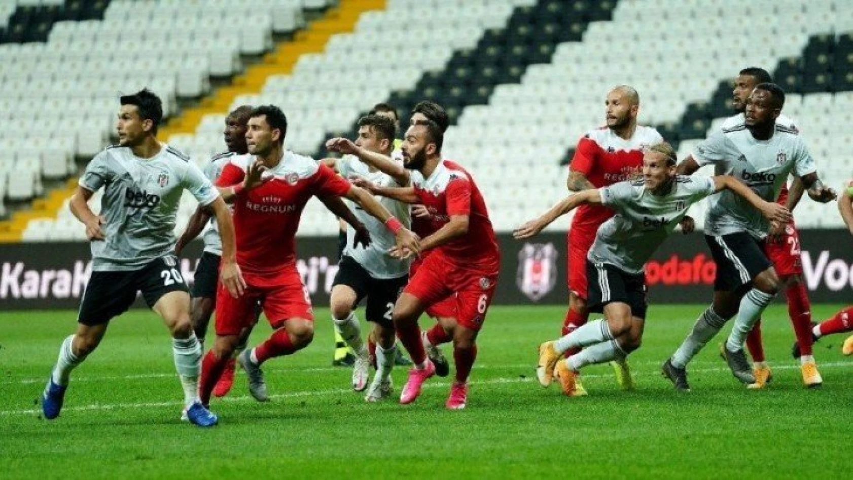 Beşiktaş, Antalyaspor ile puanları paylaştı