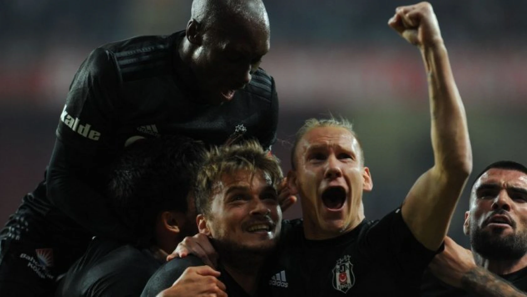 Beşiktaş, bu sezon deplasmanda ilk galibiyetini aldı