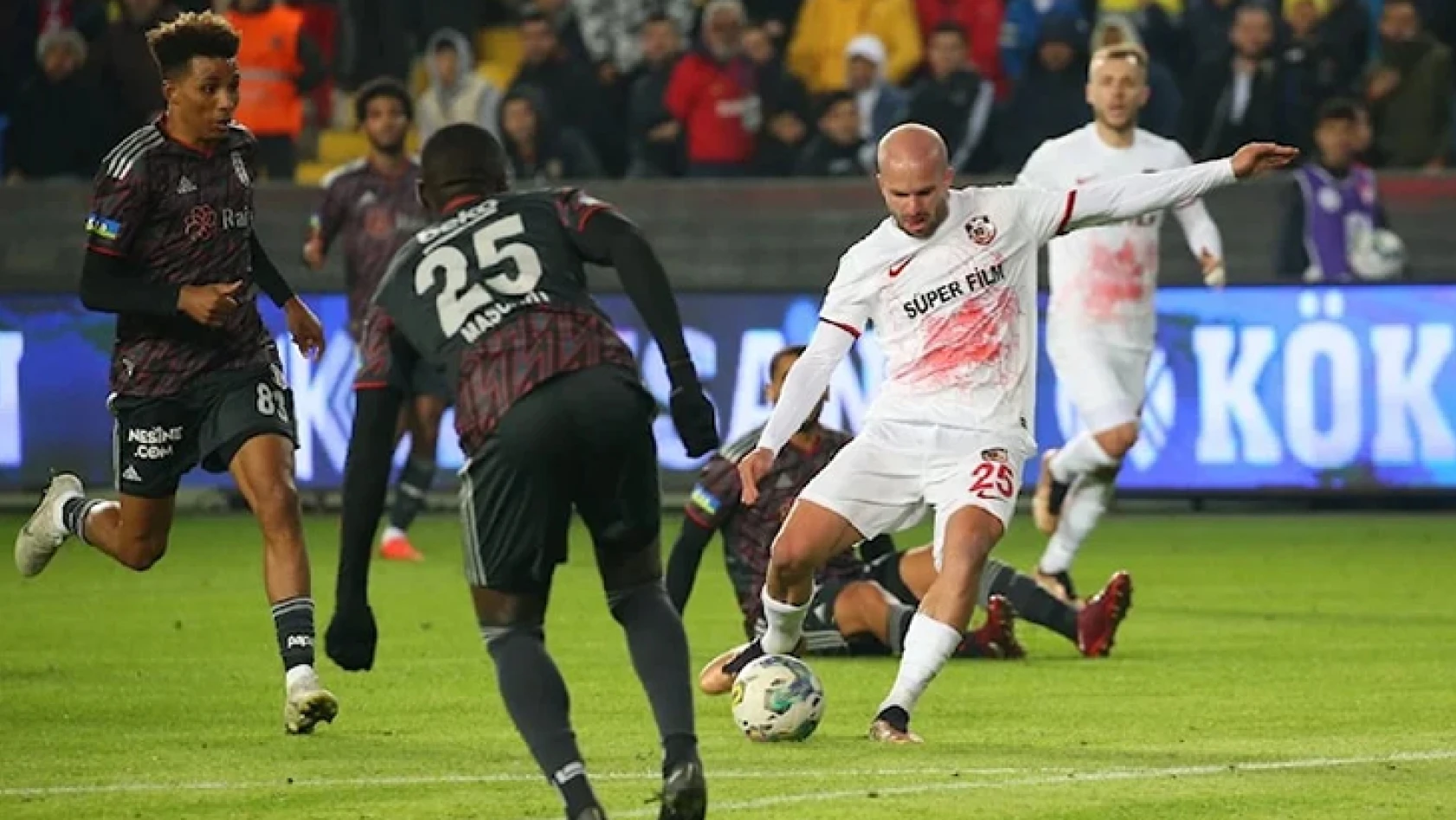 Beşiktaş, Gaziantep FK karşısında beraberliği son anda kurtardı