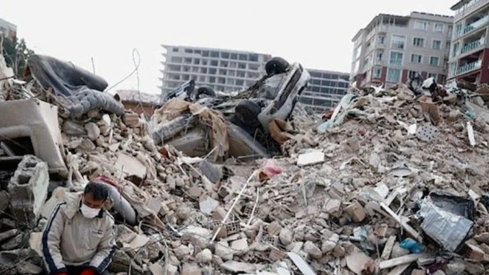 Binaların zeminini inceledi! Uzman isim, Kahramanmaraş depreminde yıkımın sebebini açıkladı!
