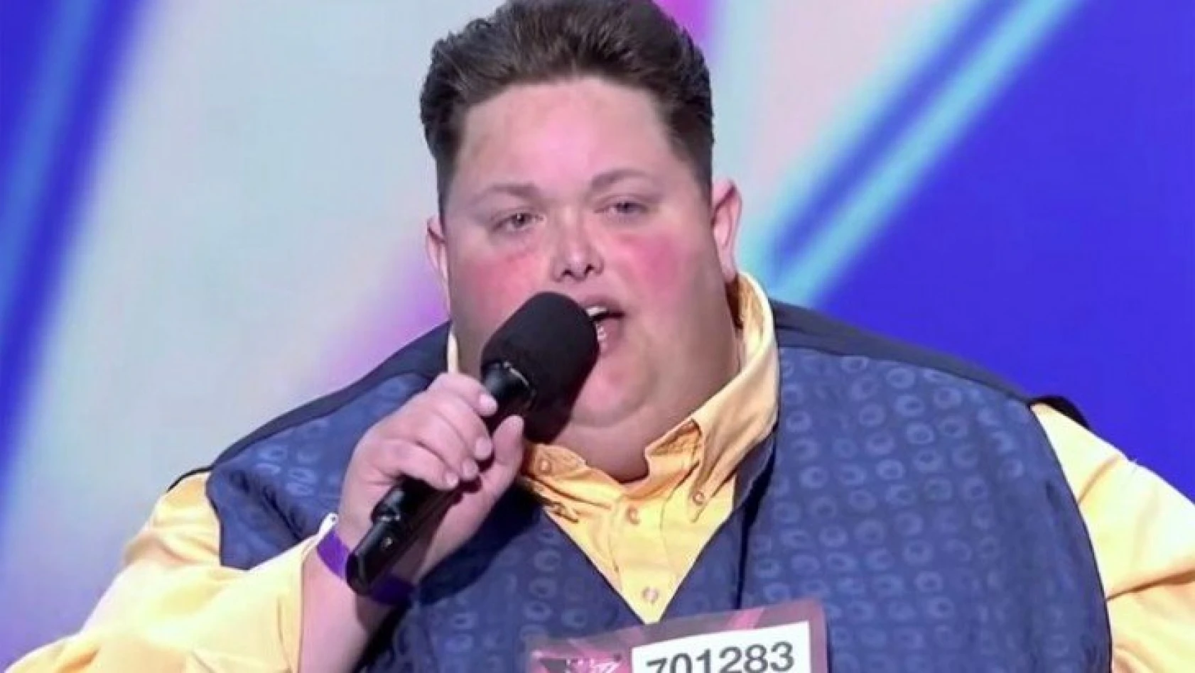 Böbrekleri iflas eden X-Factor yarışmacısı hayatını kaybetti