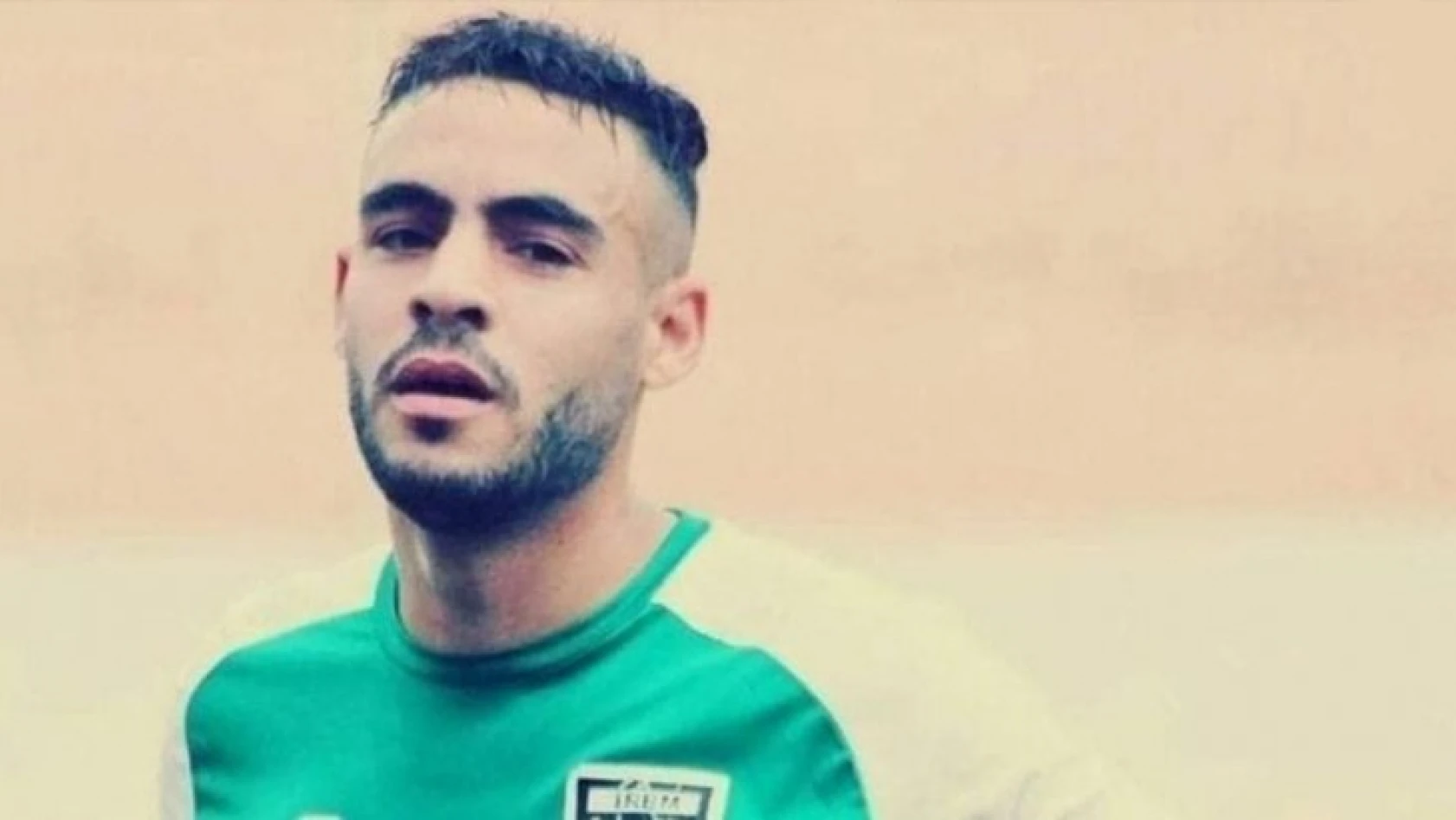 Cezayirli futbolcu Sofiane Lokar, geçirdiği kalp krizi nedeniyle hayatını kaybetti