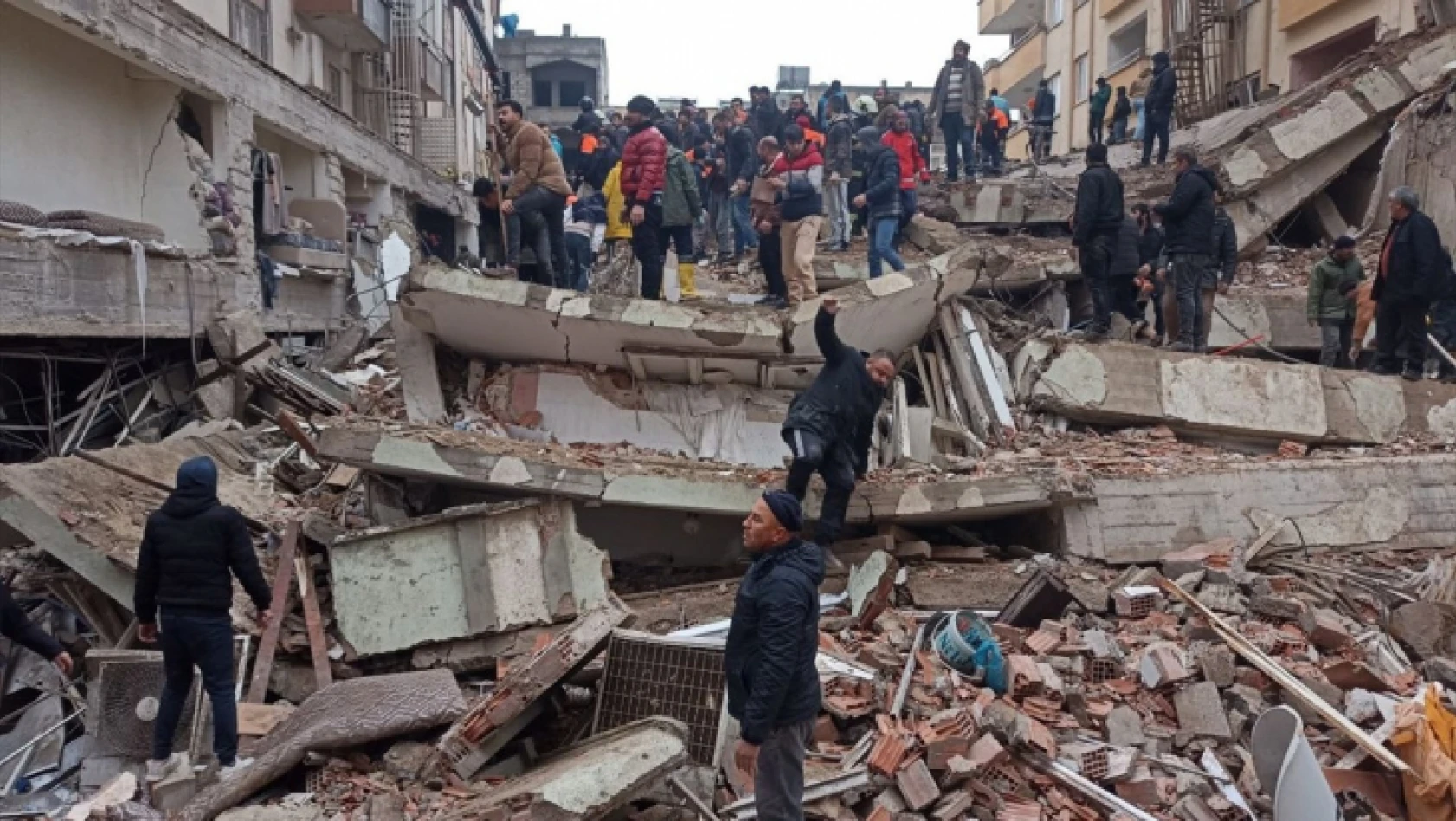 Cumhurbaşkanı Erdoğan, depremzedelere yapılacak yardım miktarını açıkladı