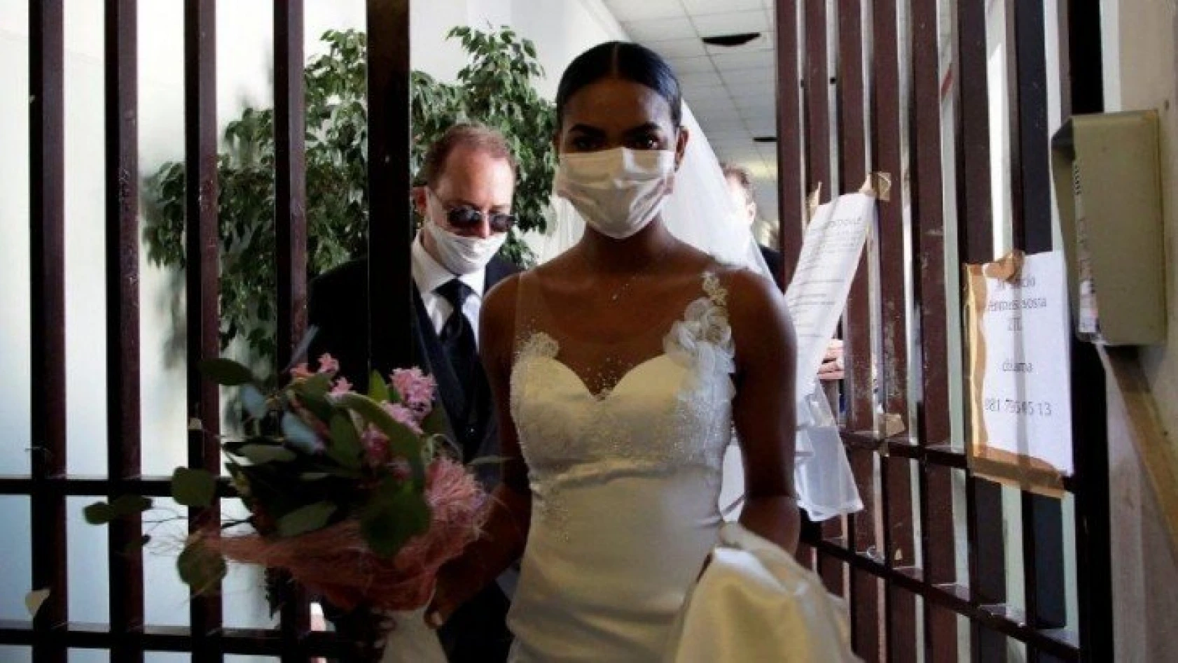 Düğünde corona dehşeti! 31 davetlide virüs çıktı!