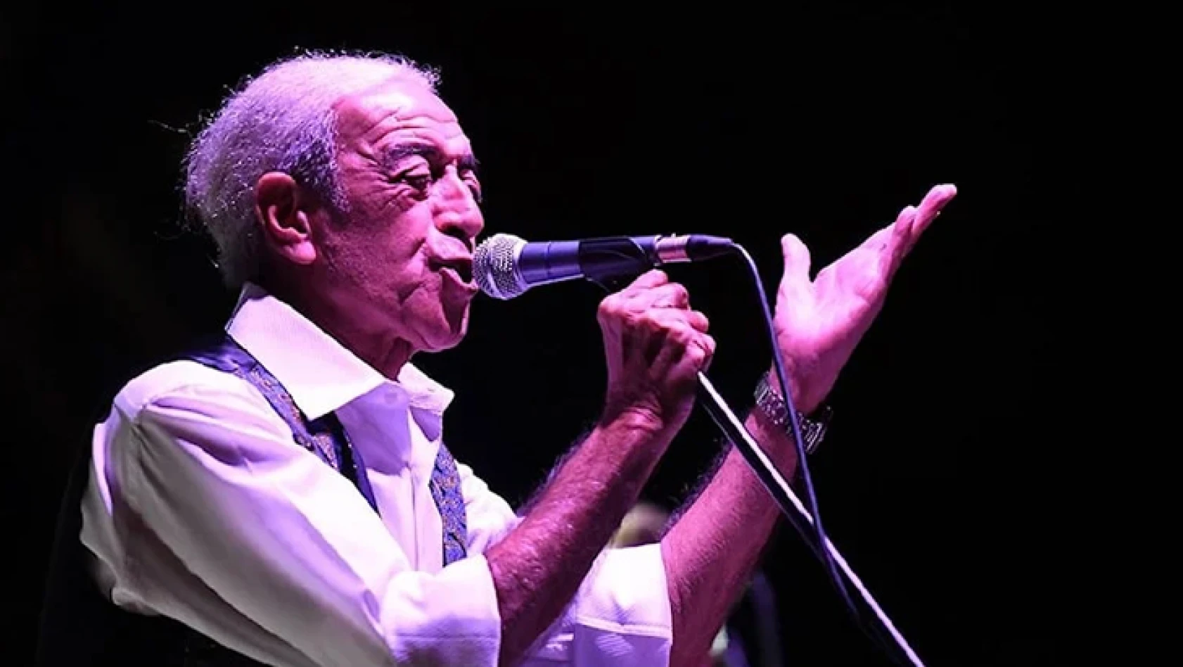 Edip Akbayram'ın Cumhuriyet konseri iptal edildi