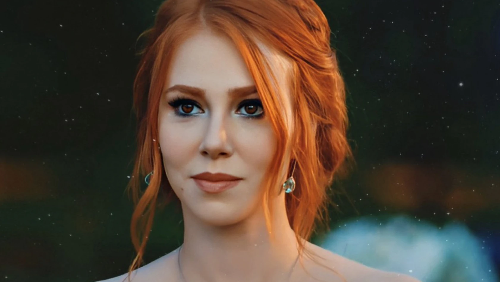 Elçin Sangu, zirveye oturdu