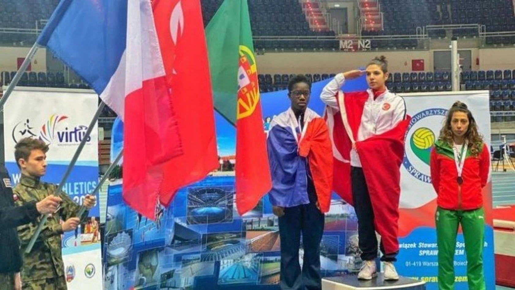 Esra Bayrak, Dünya Şampiyonu oldu