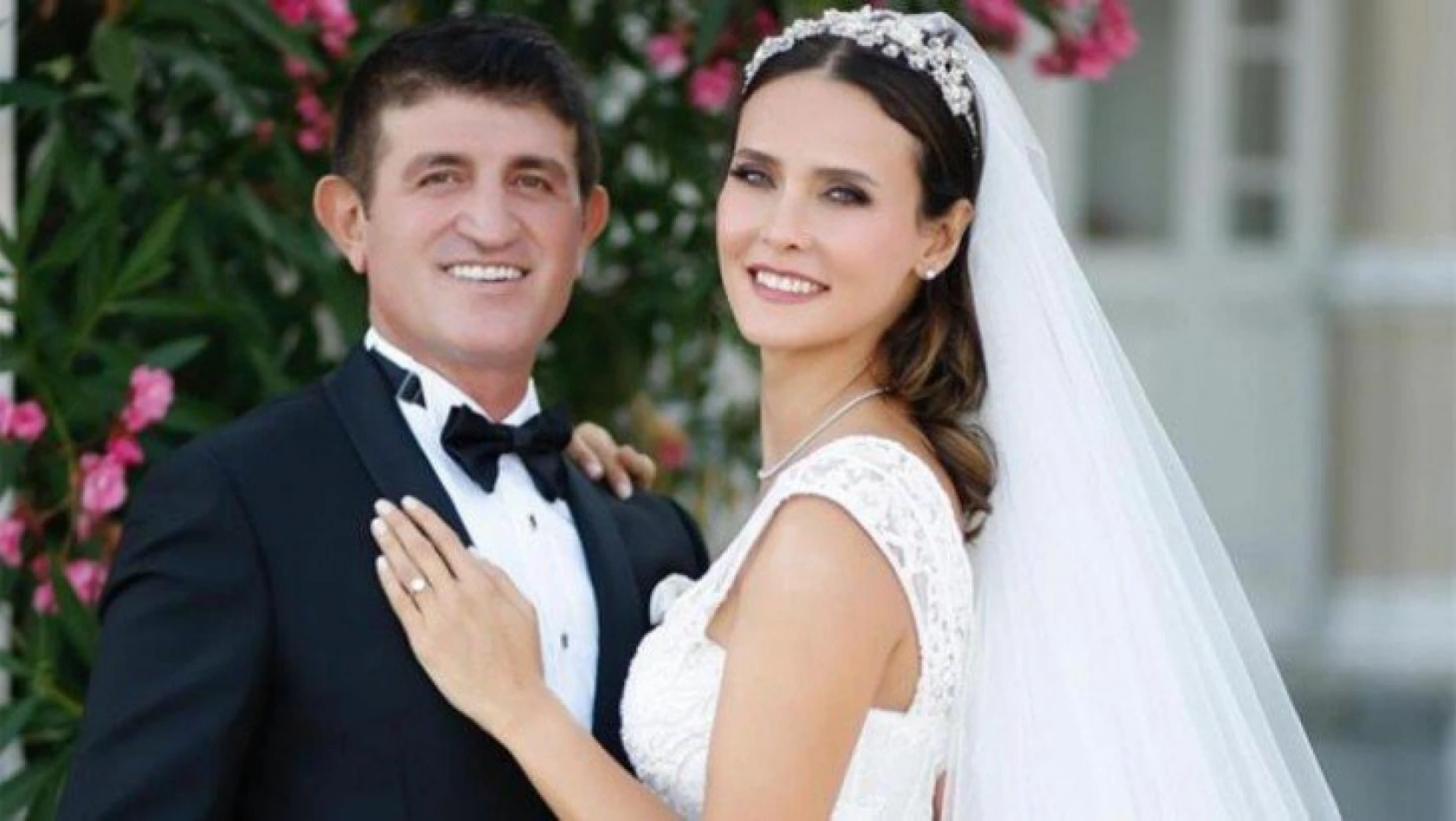 Fatoş Kabasakal ve Erkan Kayhan'dan 3 yıl rötarlı düğün