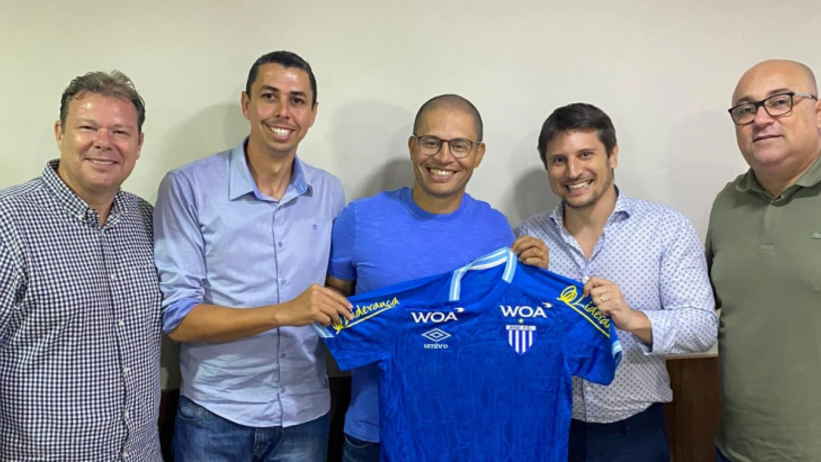 Fenerbaçe'nin eski yıldızı Alex de Souza'nın yeni takımı açıklandı