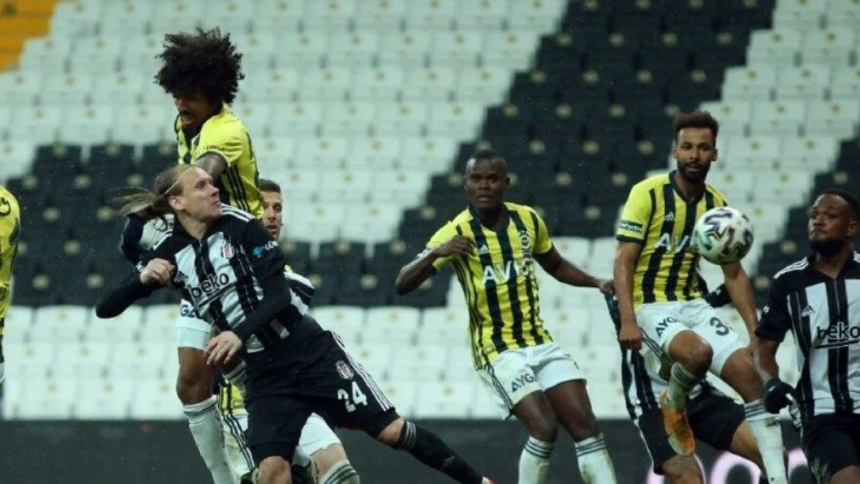 Fenerbahçe, derbide Beşiktaş'tan 1 puanı son anda kurtardı
