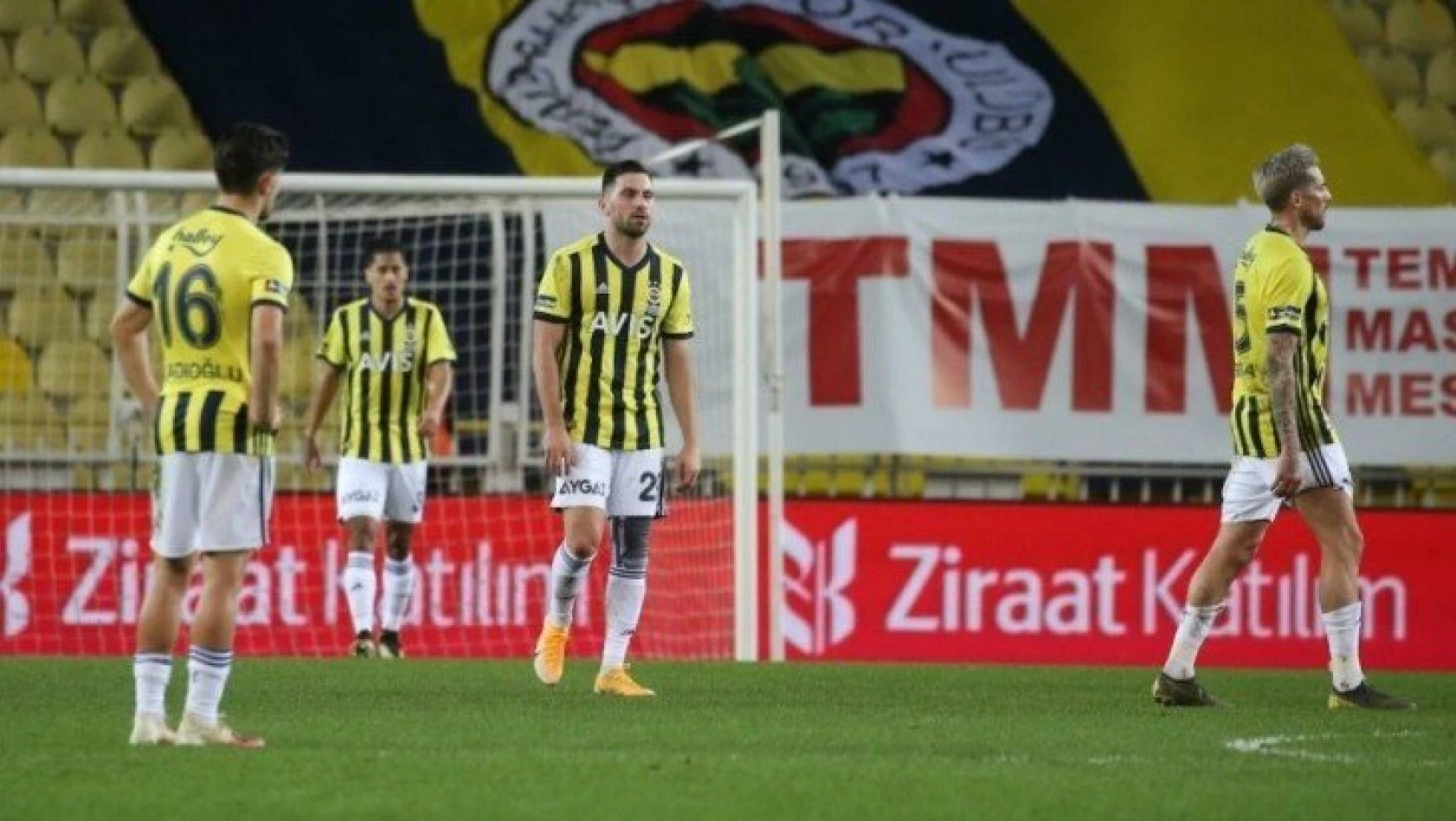 Fenerbahçe'ye bir darbe daha! 'Kocaman' zafer!