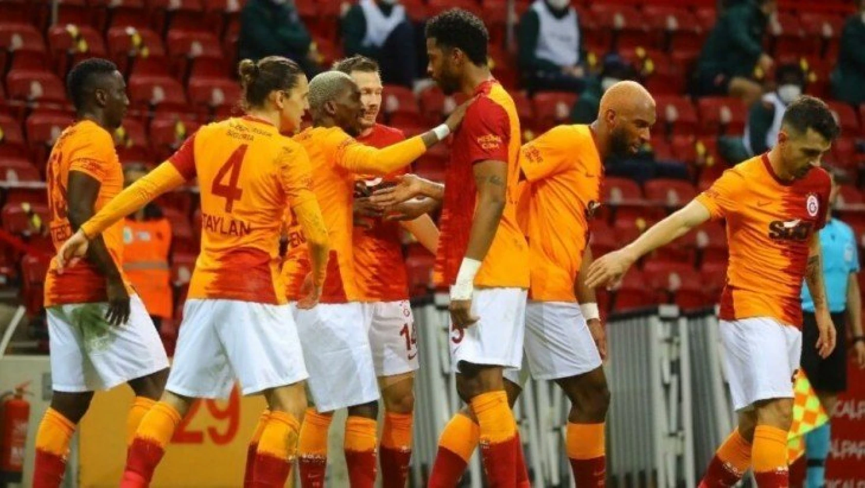 Galatasaray, Başakşehir'e şans tanımadı! Seri devam etti!
