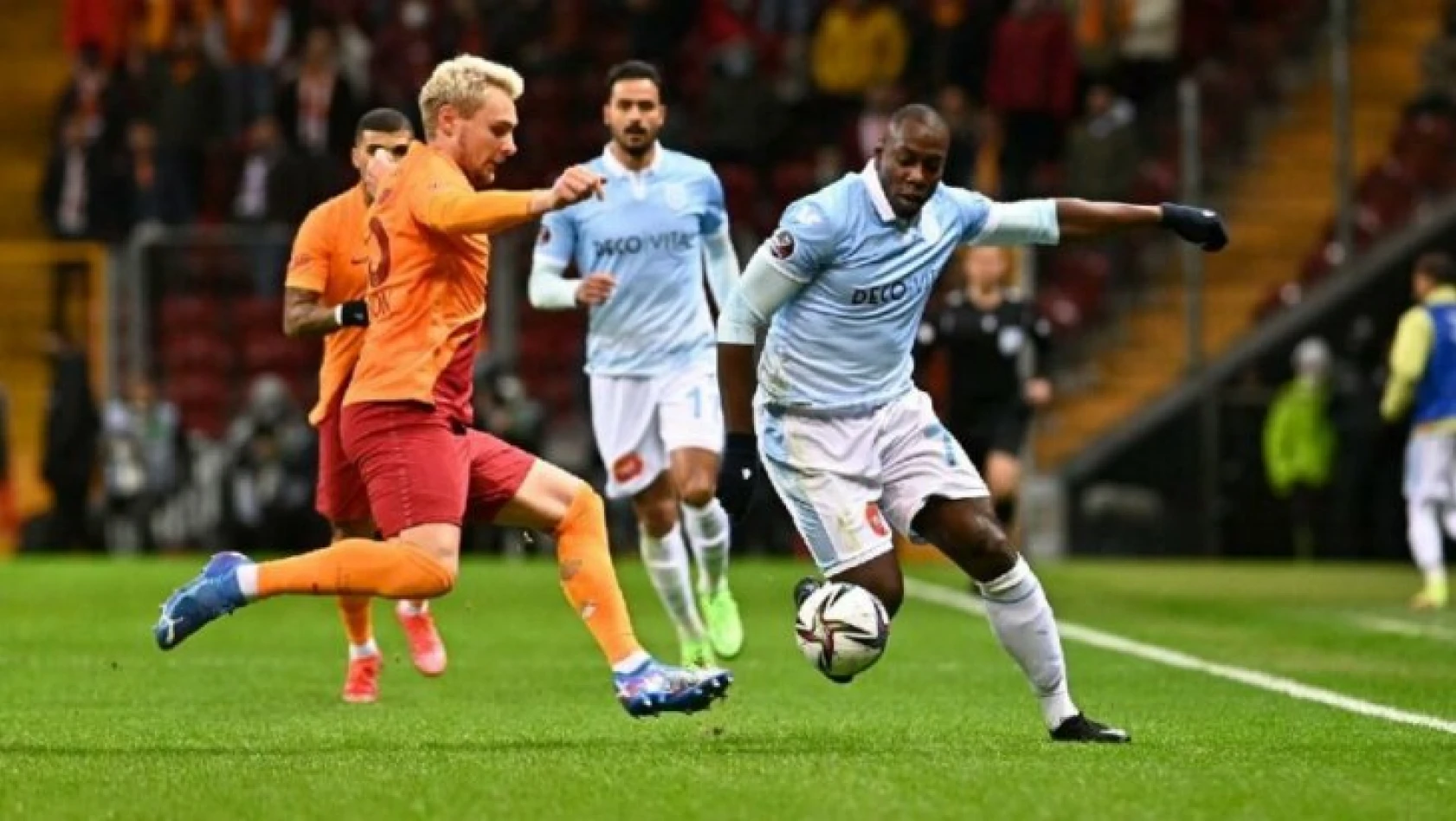 Galatasaray'ın galibiyet hasreti Başakşehir karşısında da dinmedi