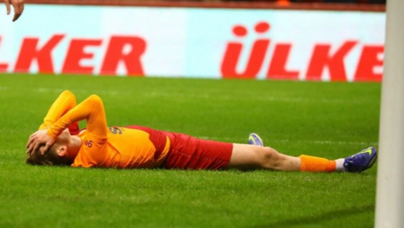 Galatasaray yine kaybetti, ortalık karıştı