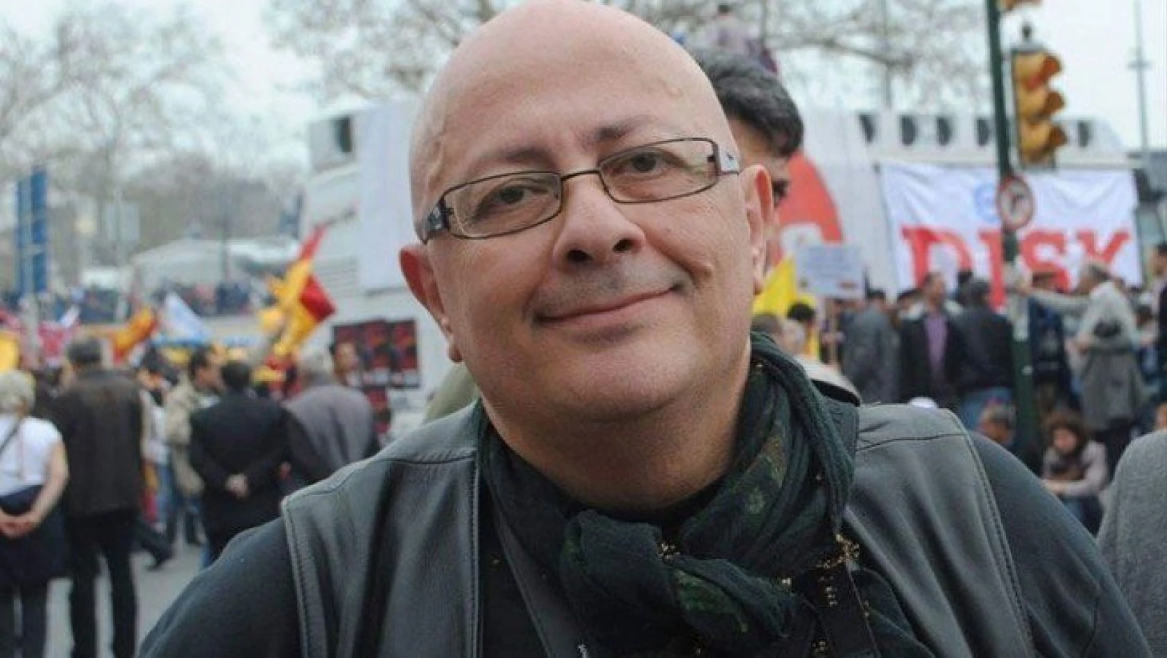 Gazeteci Adnan Genç, koronavirüs nedeniyle hayatını kaybetti