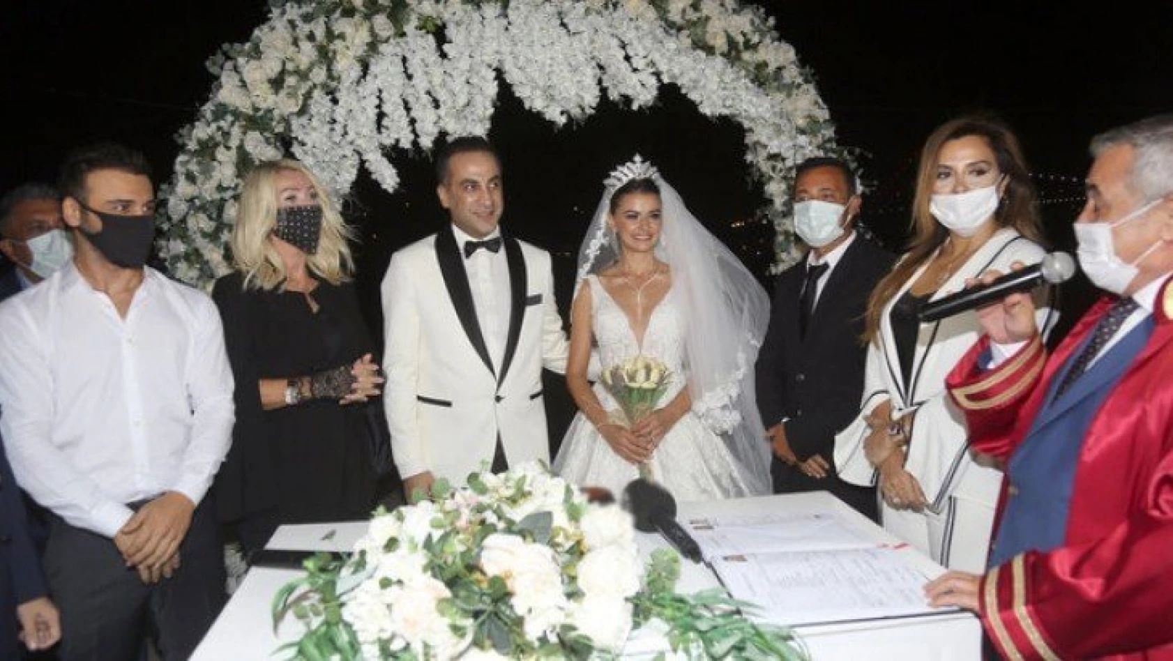 Gazeteci Sinan Güzel, Seval Duğan ile evlendi