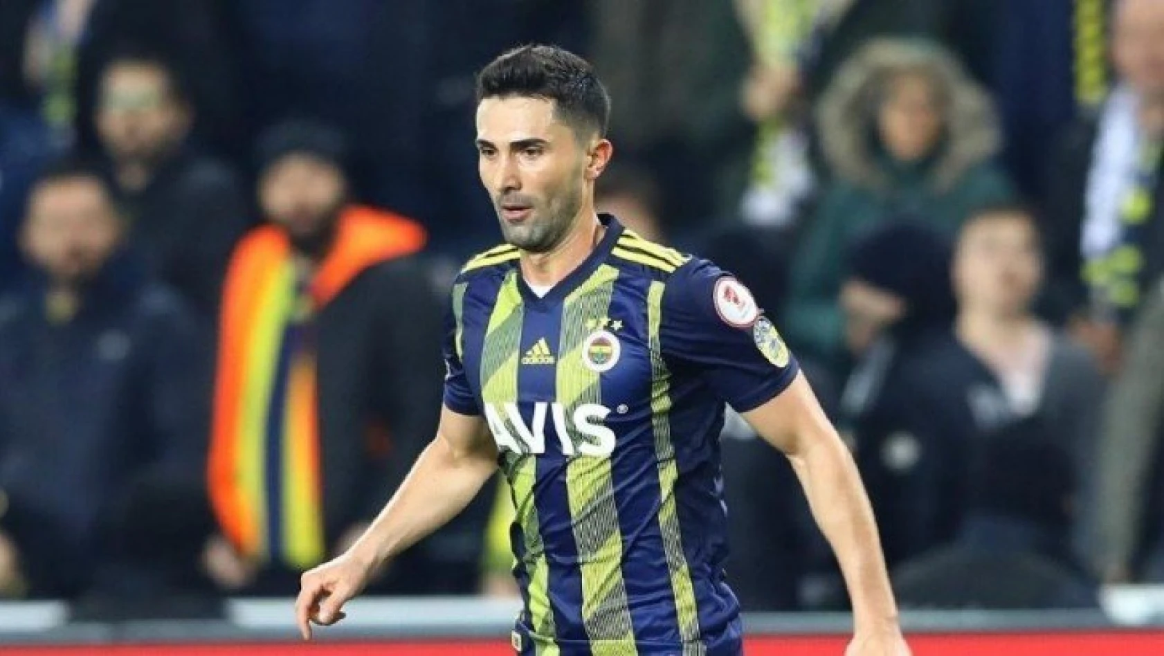 Hasan Ali Kaldırım, Fenerbahçe'den ayrıldığını açıkladı