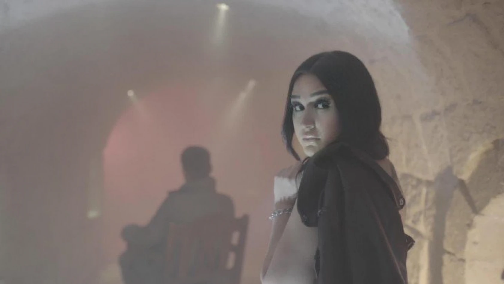 'Hayırsız Sevdam' şarkısının klibi yayınlandı