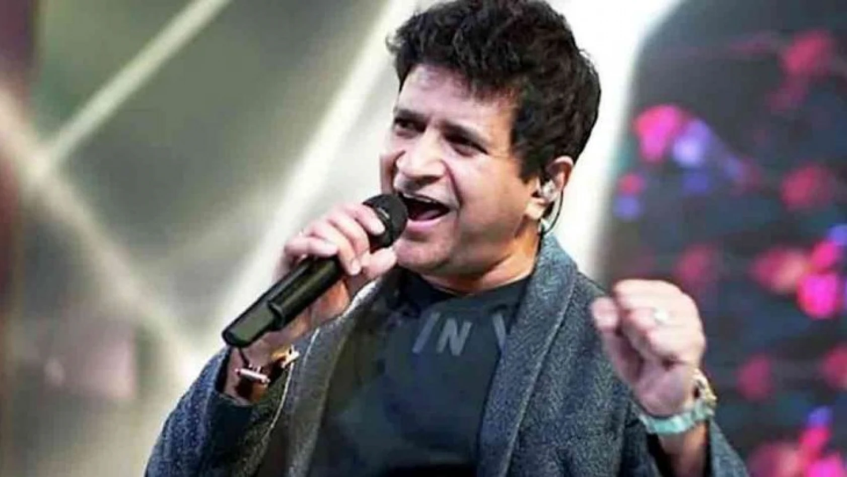Hintli şarkıcı Krishnakumar Kunnath, konserinin ardından vefat etti