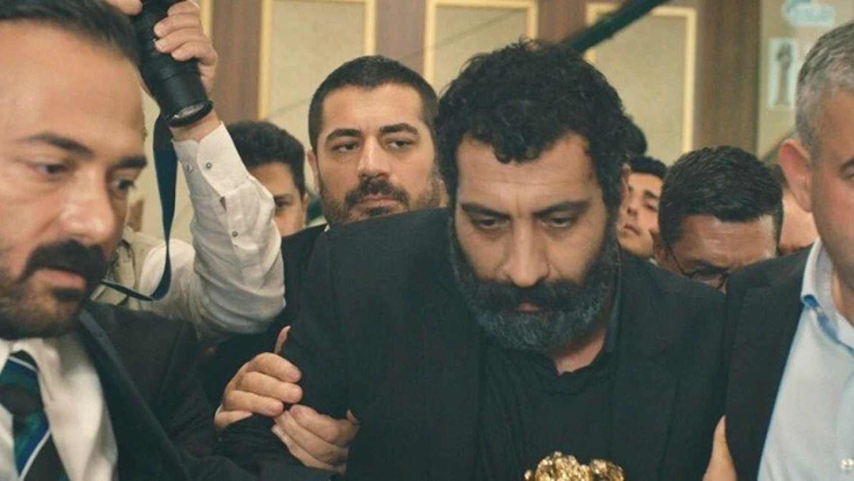 'İki Gözüm Ahmet' filmi cephesinde sular durulmuyor