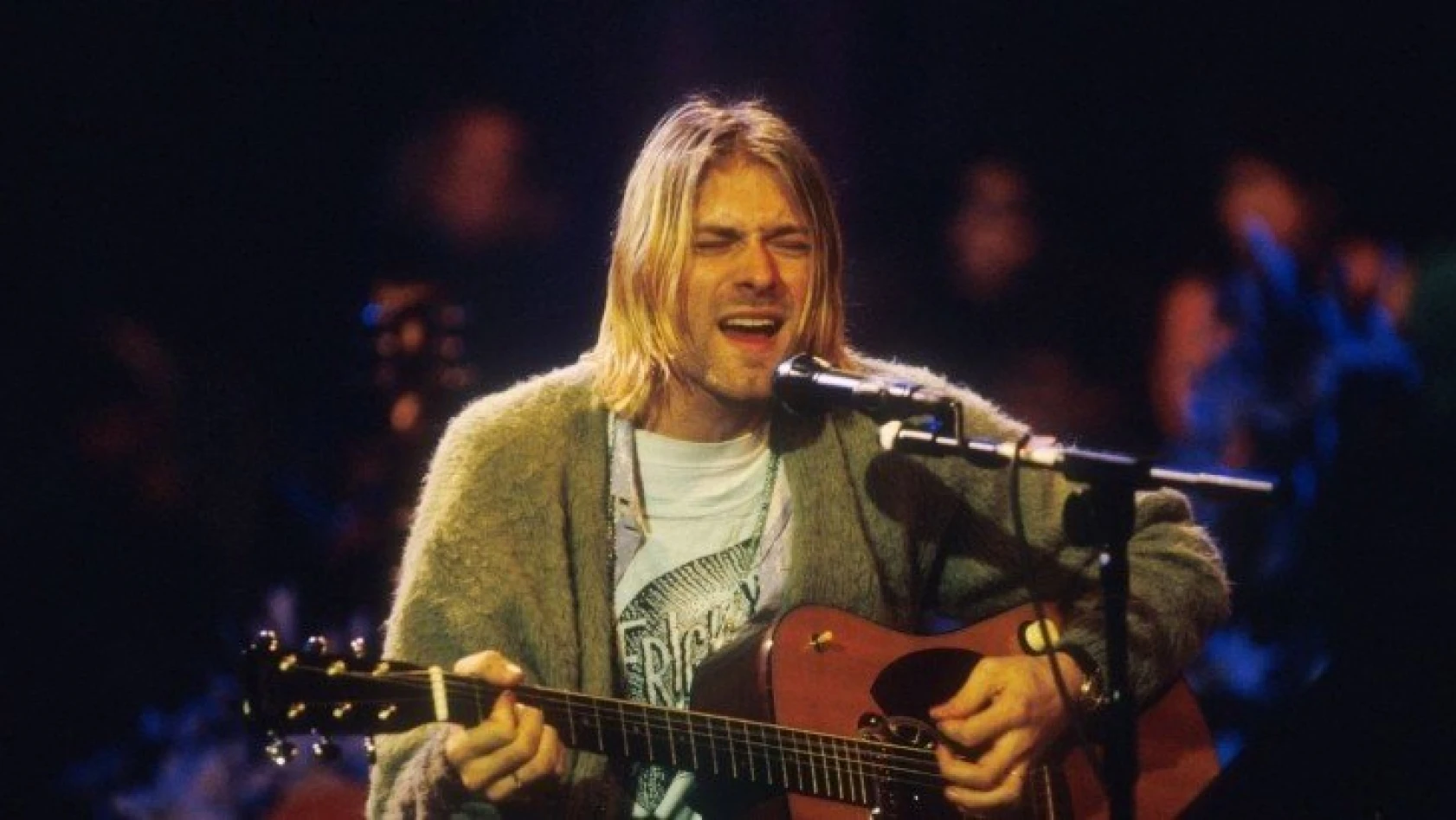 İntihar etmişti! Nirvana solisti Kurt Cobain'in ölümüyle ilgili dava dosyaları yayınladı!