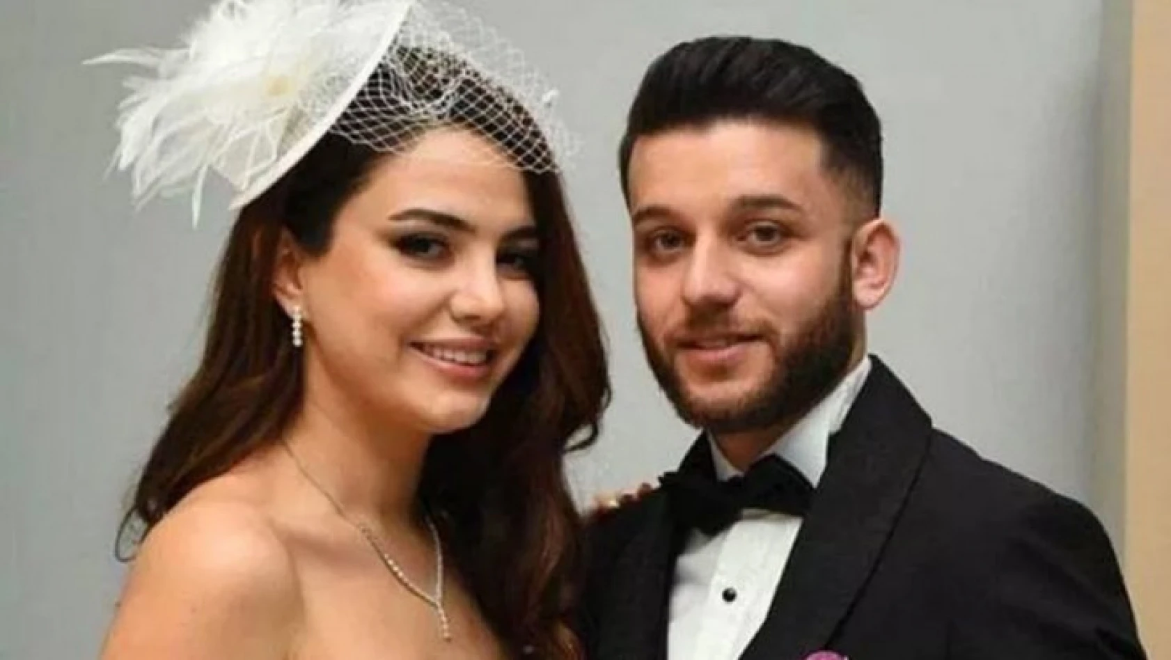 Kafa karıştıran paylaşım! Ece Ronay ile Mehmet Bilir, boşanıyor mu?