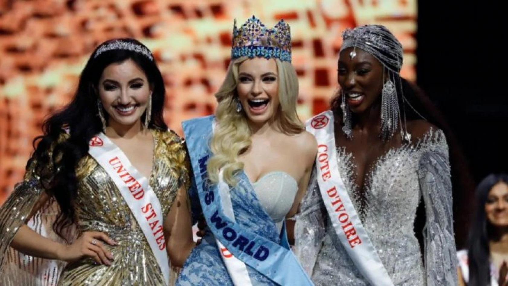 2021 Miss World birincisi belli oldu