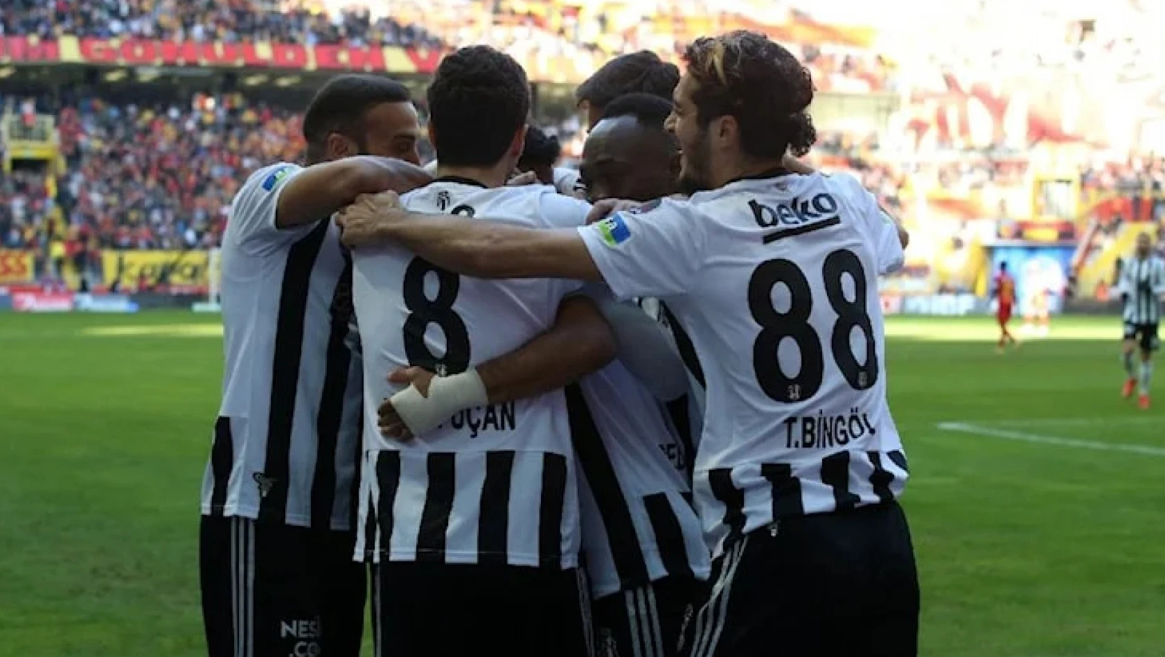 Kayserispor'u deplasmanda yenen Beşiktaş, seriye bağladı
