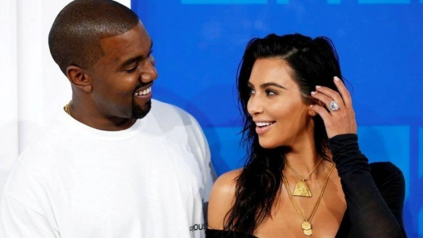 Kim Kardashian ve Kanye West boşanmayı askıya aldı
