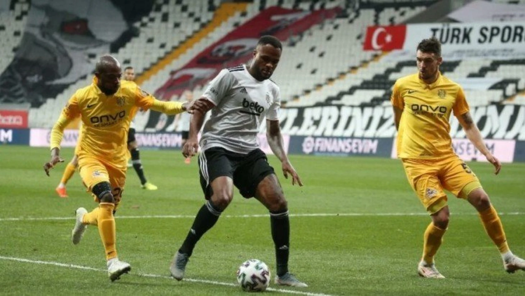 Lider Beşiktaş'a Ankaragücü'nden 90+3'te çelme