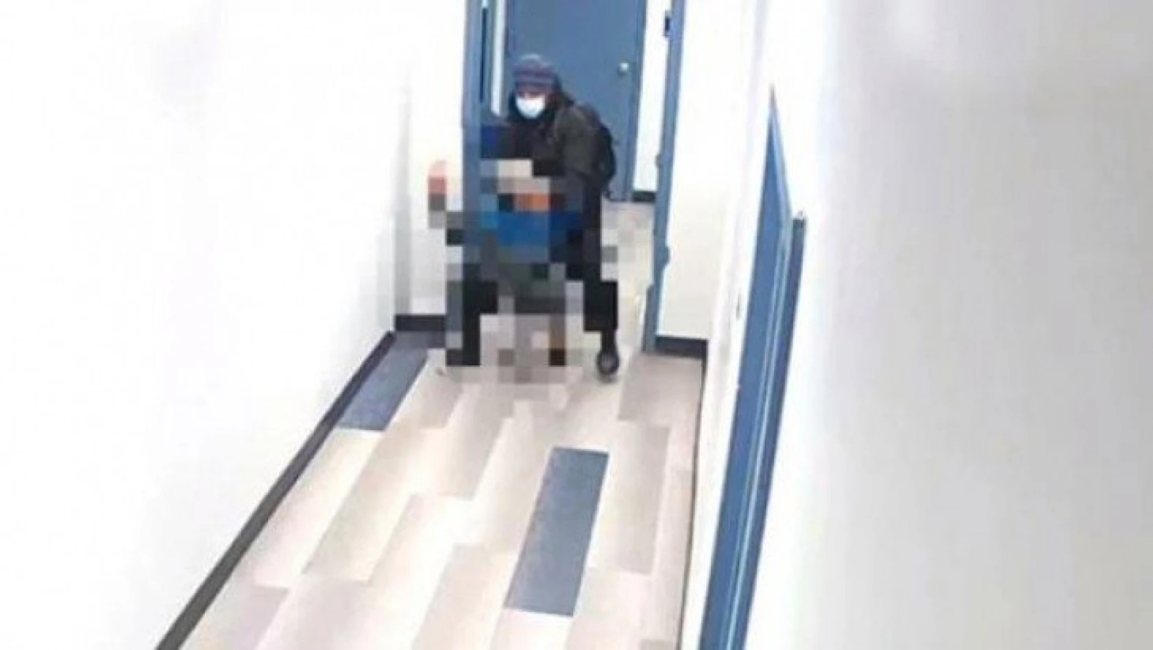 Maskeli sapık, 14 yaşındaki kıza cinsel organını gösterip koridorda tecavüz etmeye kalktı