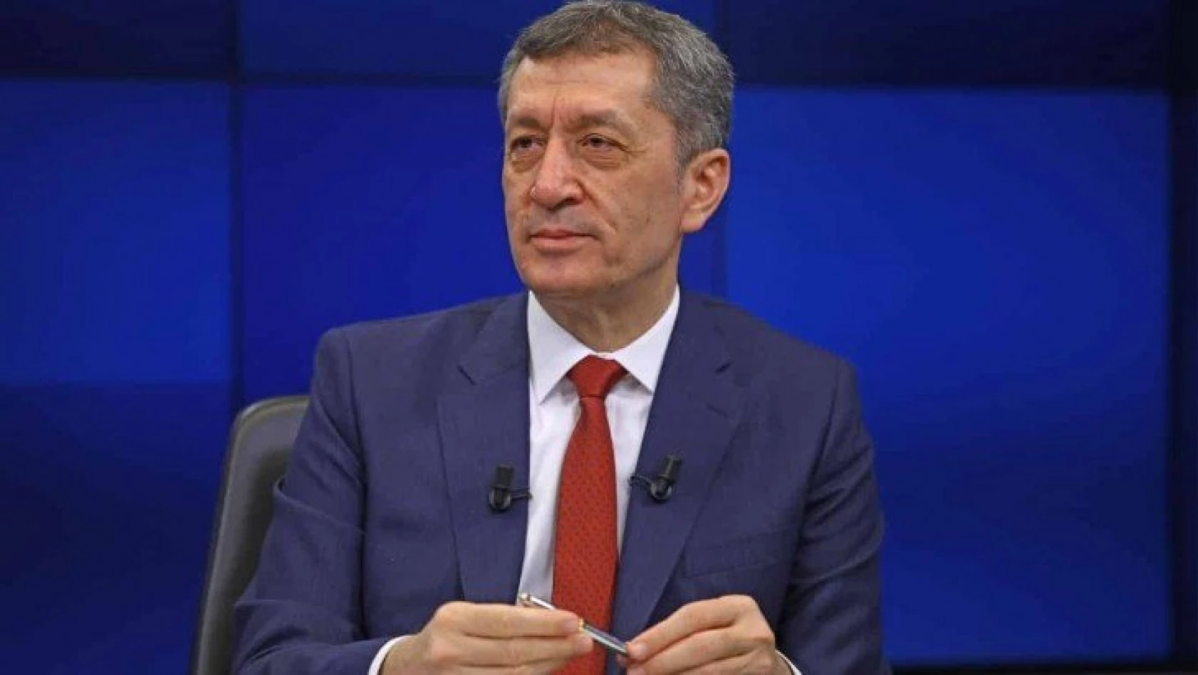 Milli Eğitim Bakanı Ziya Selçuk, milyonları ilgilendiren programı açıkladı