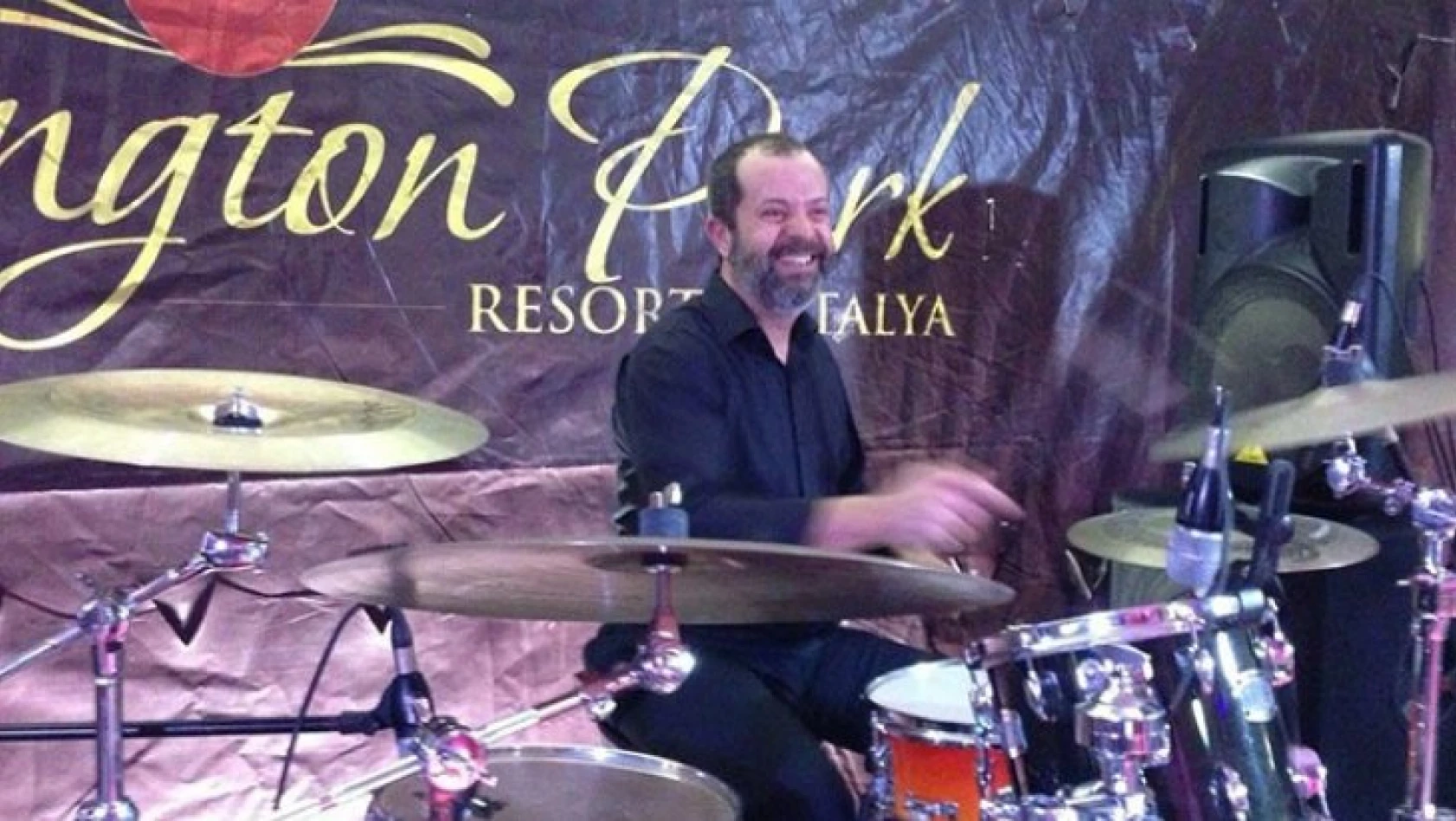 Müzisyen Fatih Övgü, kalp krizi nedeniyle hayatını kaybetti