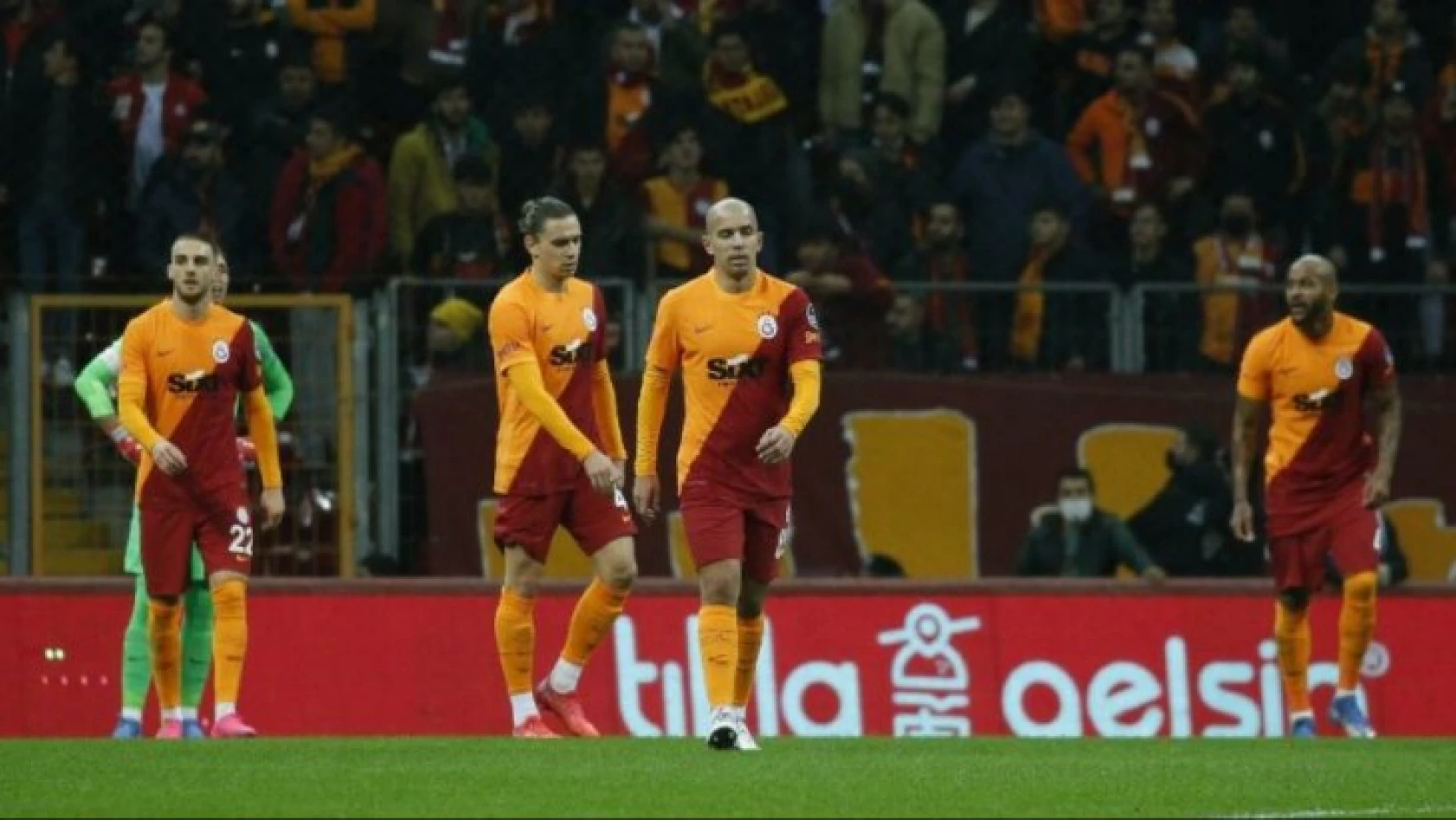 Nefes kesen Galatasaray-Altay maçında kazanan çıkmadı