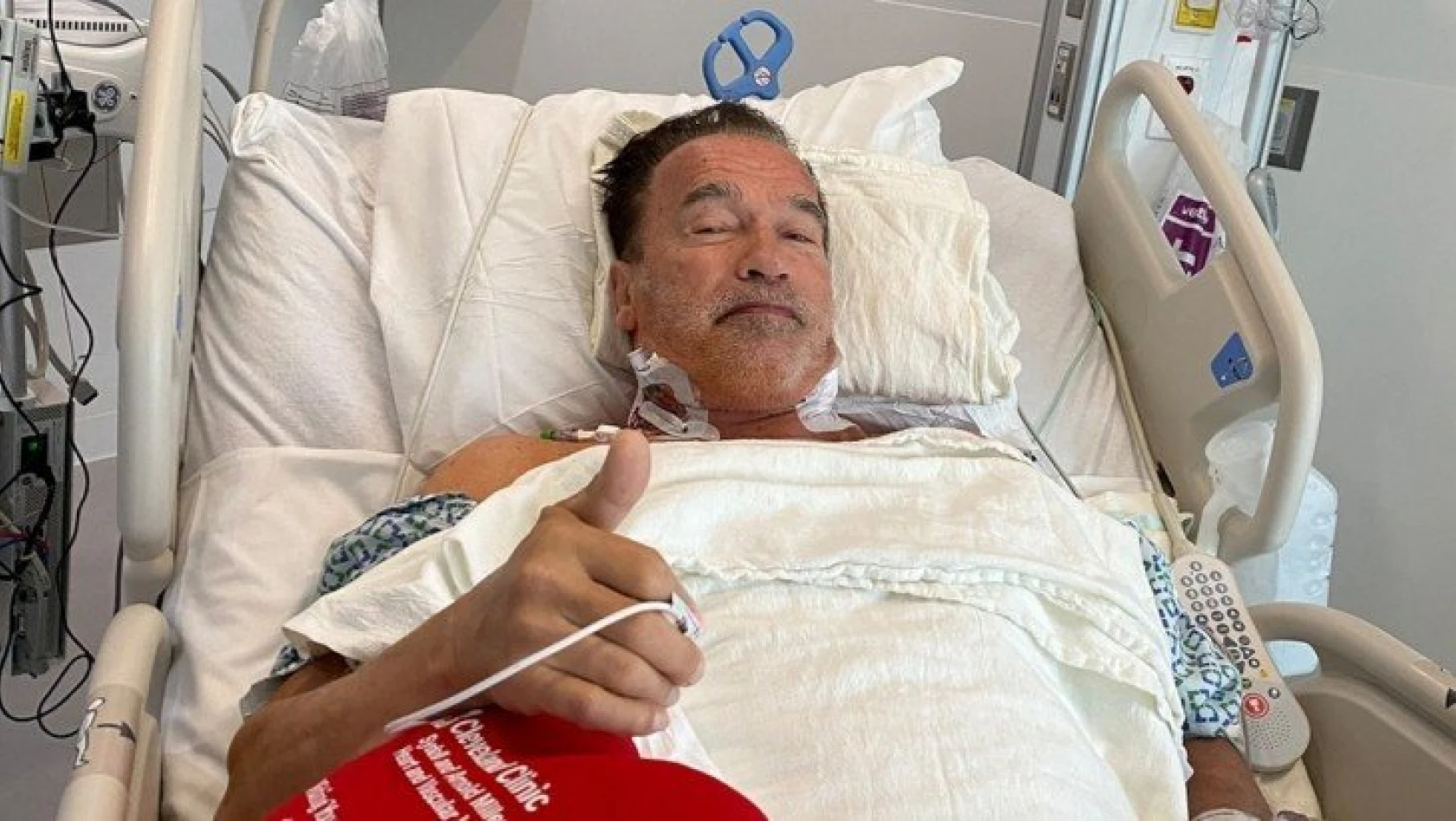 Oyuncu Arnold Schwarzenegger kalp ameliyatı oldu