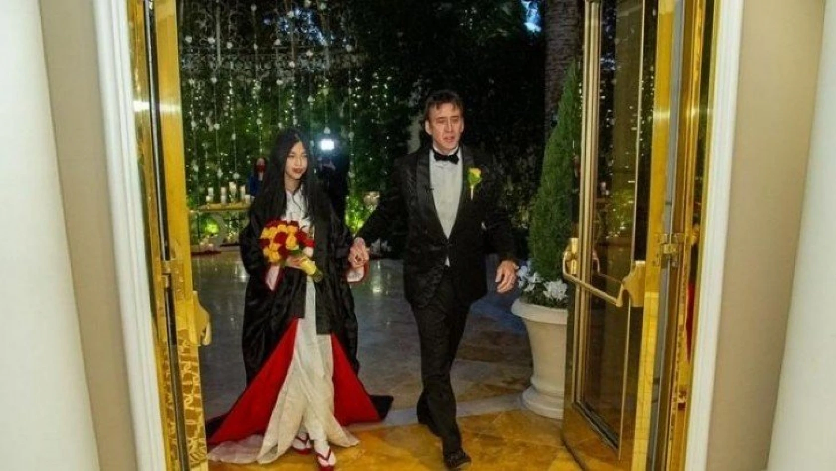 Oyuncu Nicolas Cage, 31 yaş küçük sevgilisiyle beşinci kez evlendi 