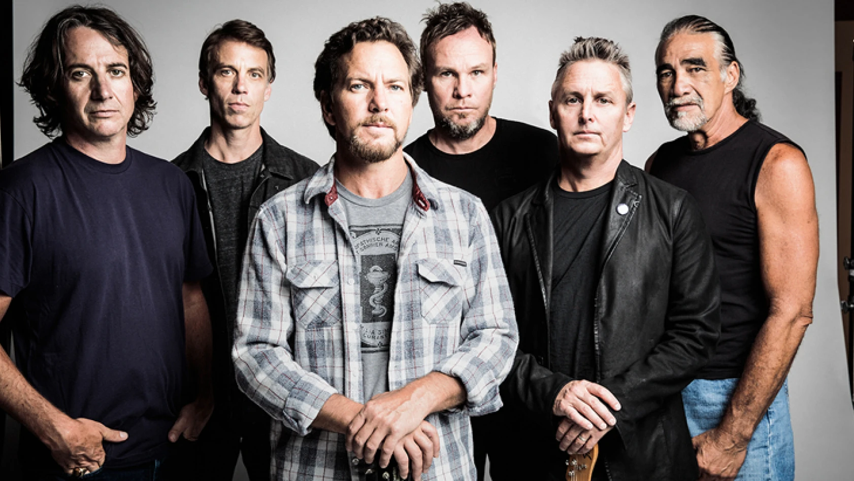 Pearl Jam'den depremzedelere destek