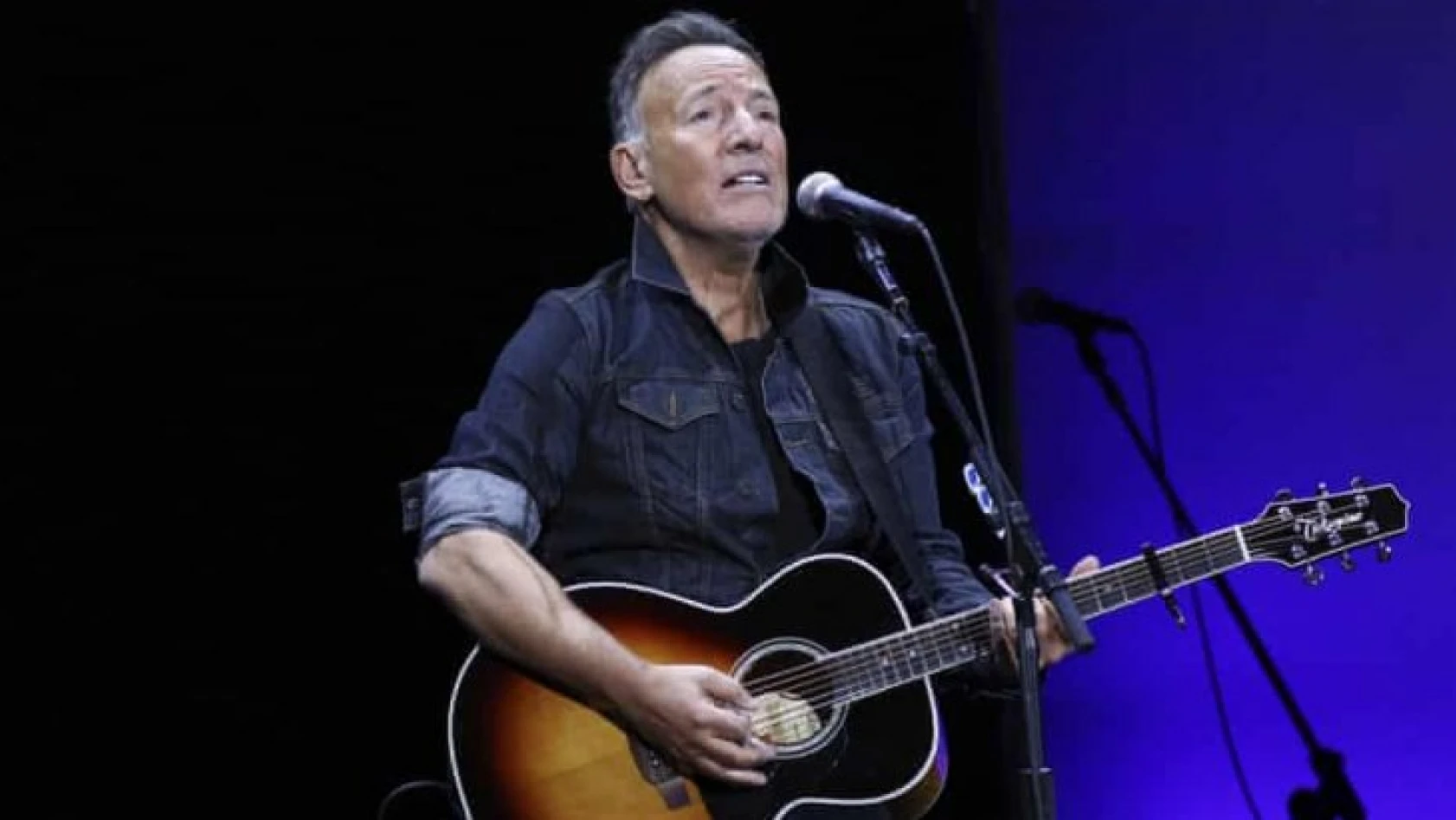 Rockçı Bruce Springsteen, bütün albümlerinin hakkını rekor fiyata sattı
