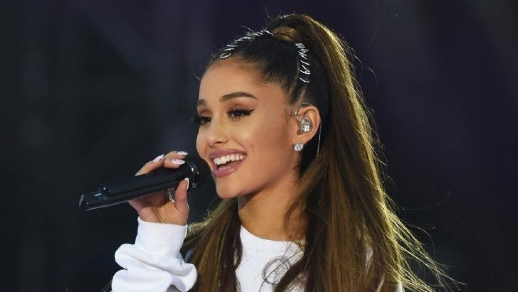 Şarkıcı Ariana Grande, Instagram'da rekor kırdı
