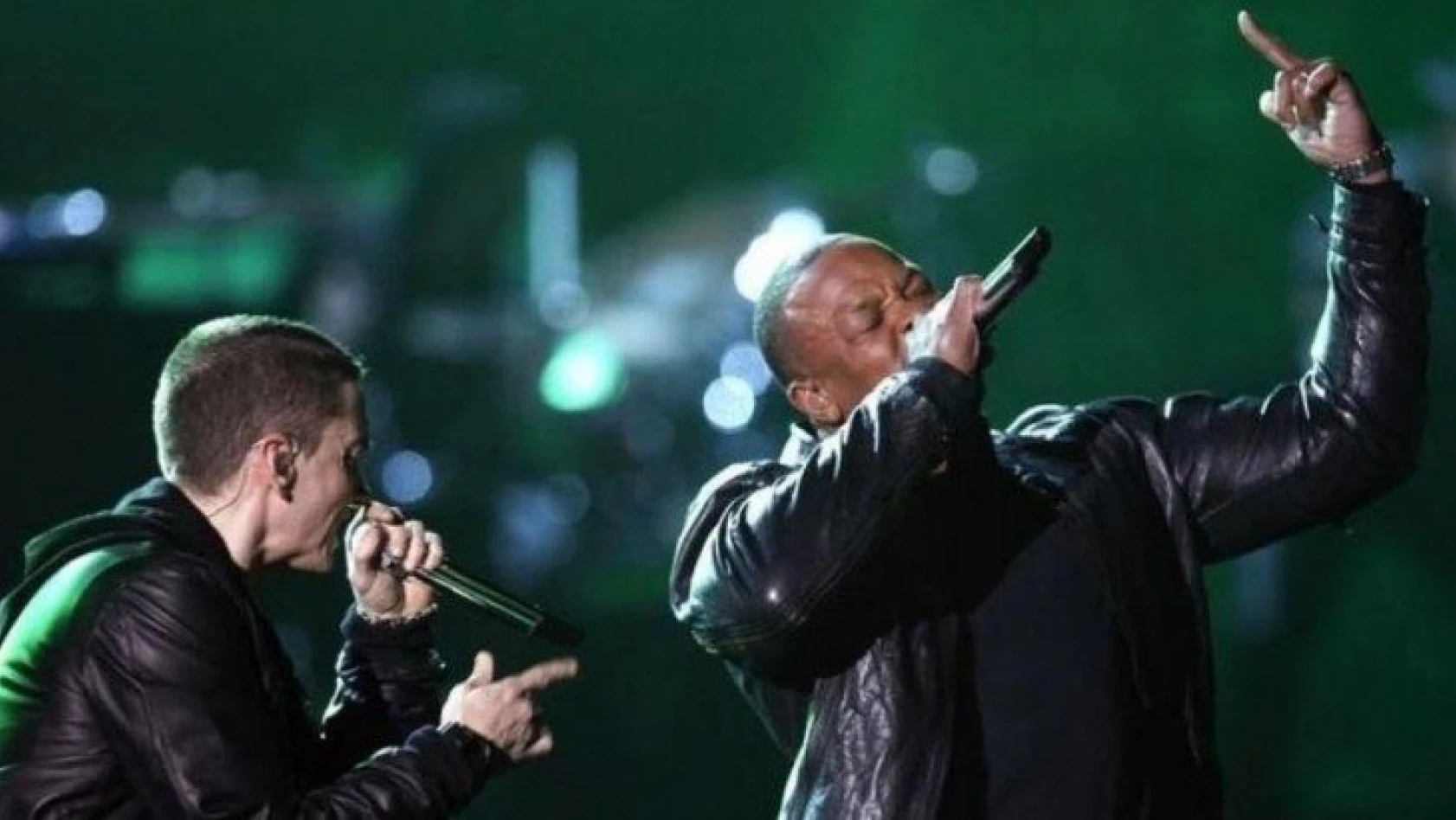 Şarkıcı Dr. Dre, apar topar hastaneye kaldırıldı