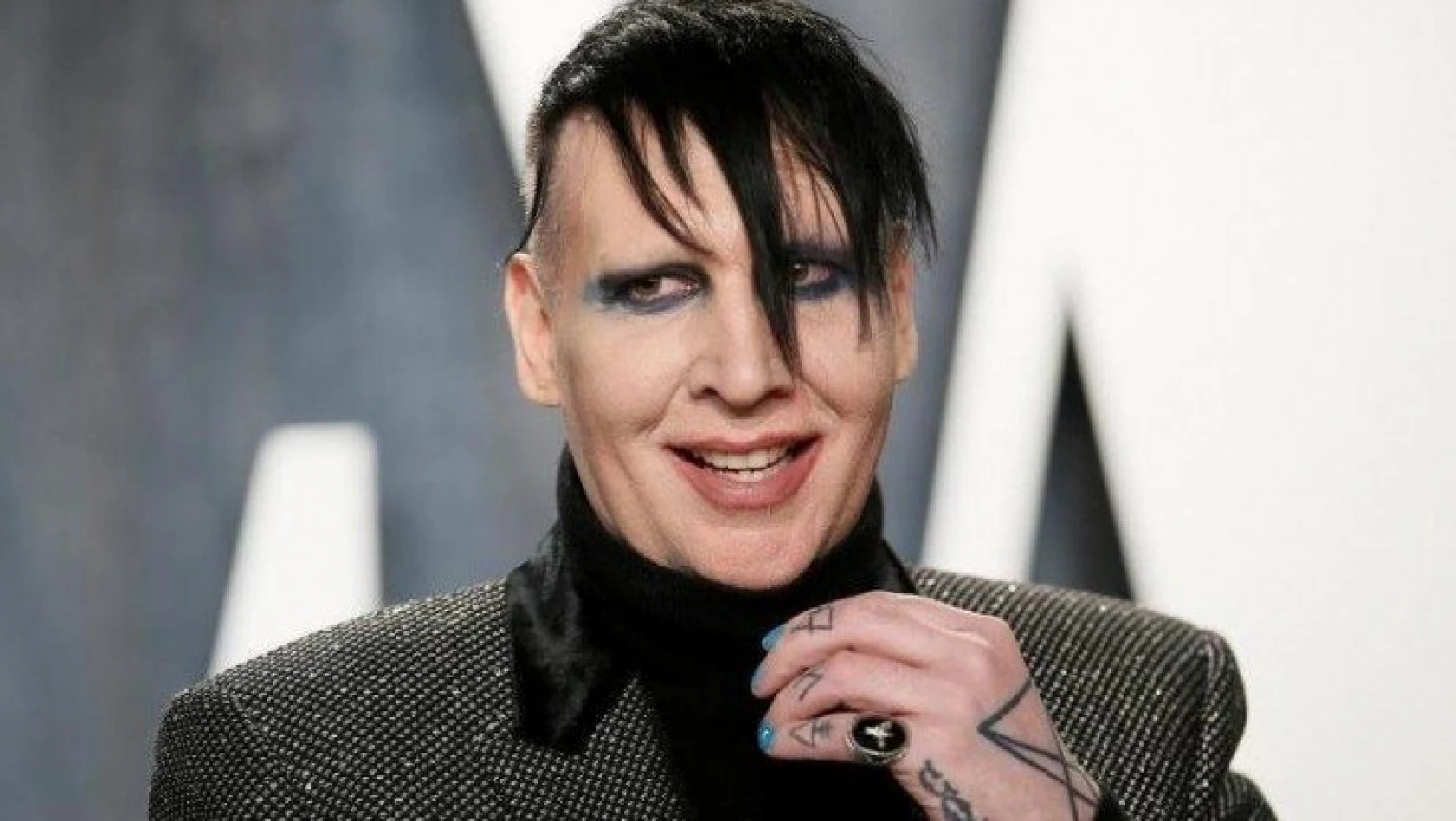 Şarkıcı Marilyn Manson hakkında tutuklama kararı çıkarıldı